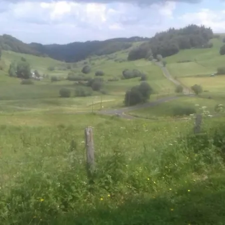 En Pleine Nature Pour 12 Personnes Besse-et-Saint-Anastaise