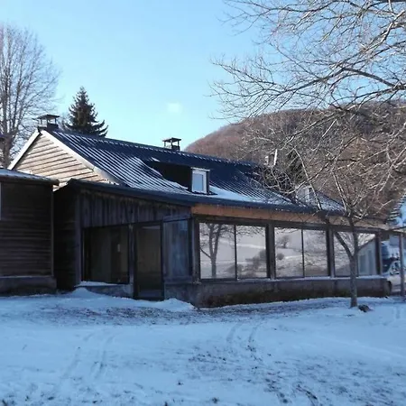 Holiday home En Pleine Nature Pour 12 Personnes *